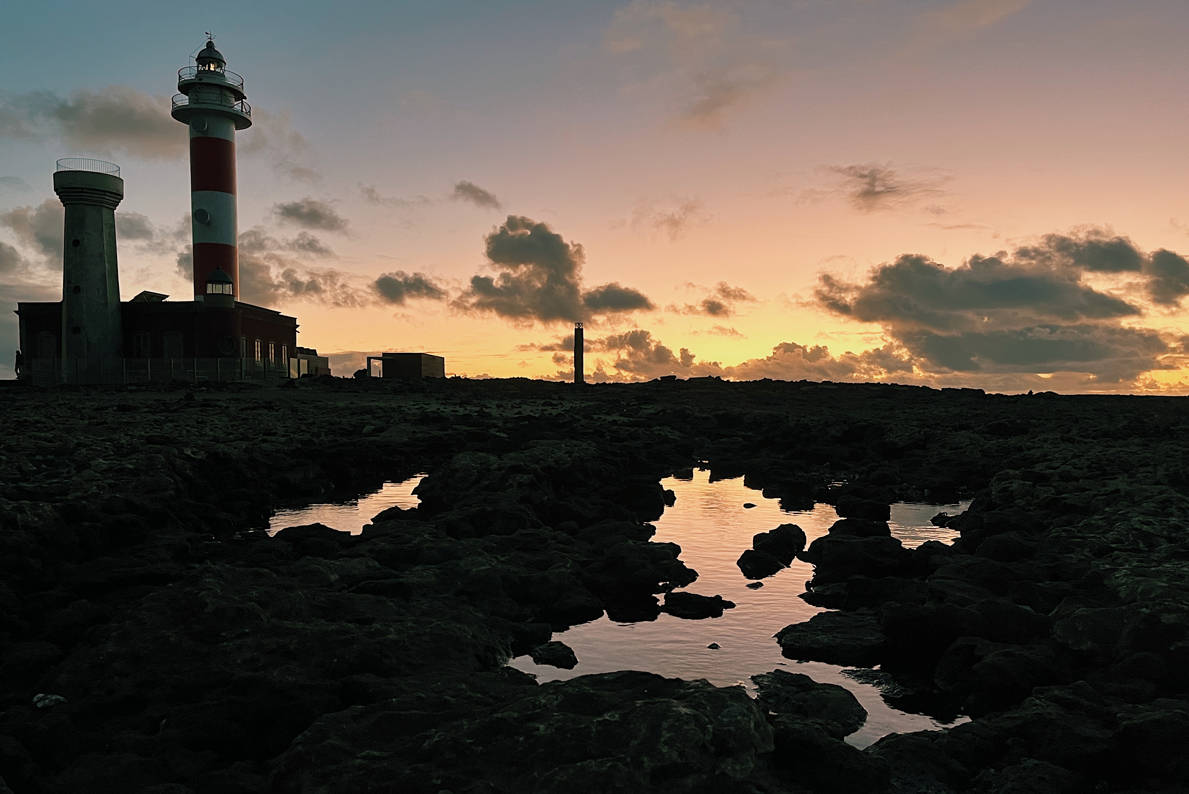 Lighthouse Faro de Toston while hiking on Fuerteventura